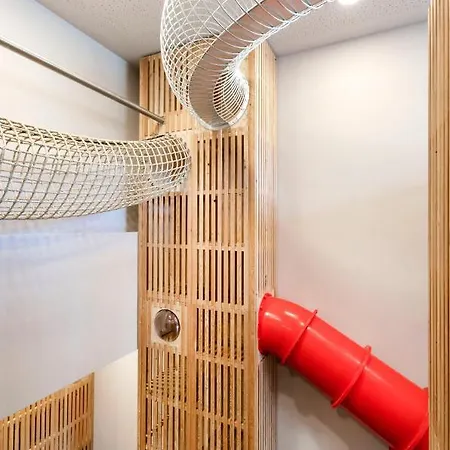 Ξενοδοχείο Jufa 3*