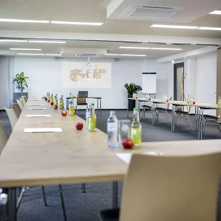 Jufa Ξενοδοχείο 3*