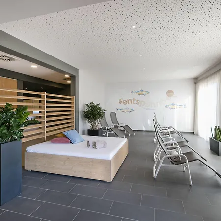 Jufa Hotel 3*